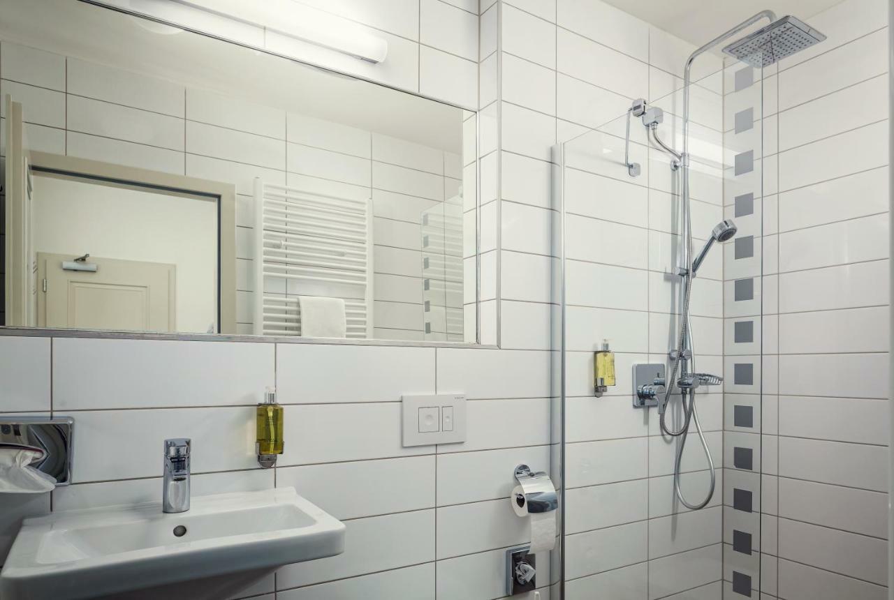Hotel Malta Κάρλοβι Βάρι Εξωτερικό φωτογραφία